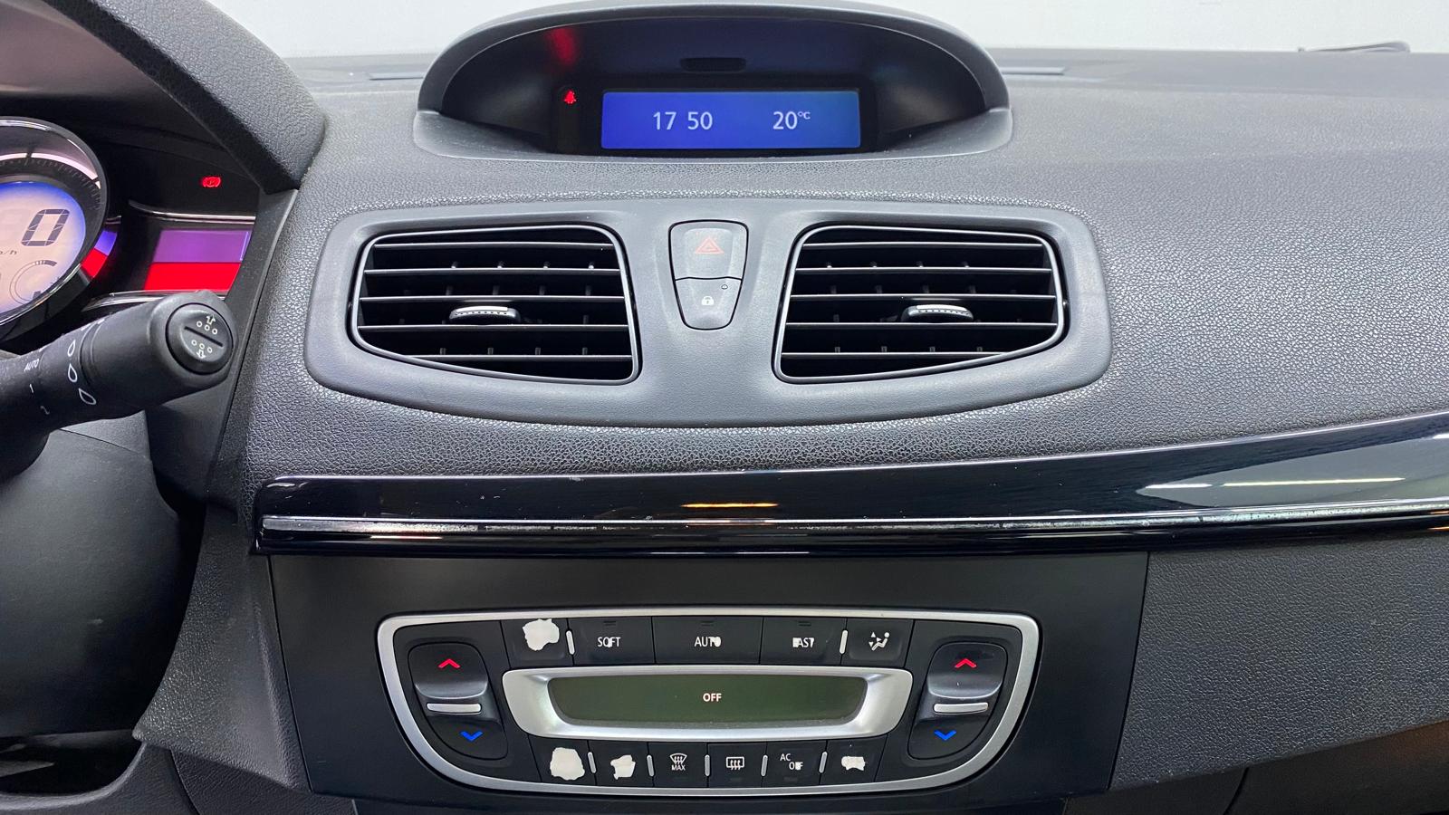 RENAULT FLUENCE 11
